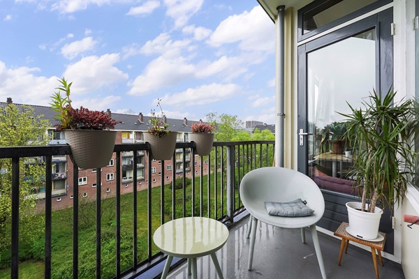 Medium property photo - Honselersdijkstraat 14-4, 1059 GC Amsterdam